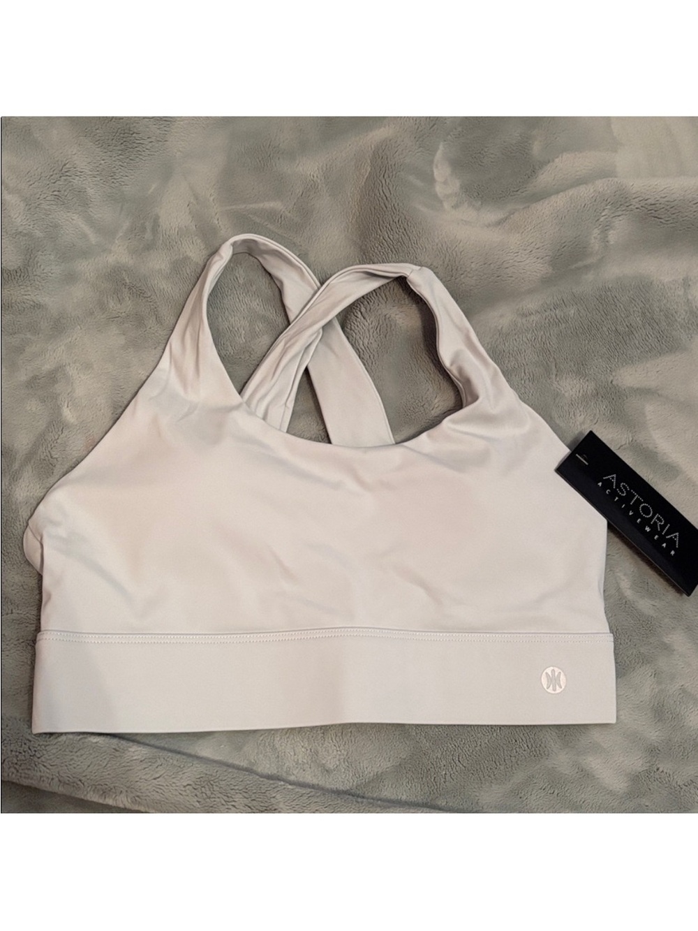 NWT Astoria Sports Bra Light Mint Cross-Back Sports Bra Size Medium
